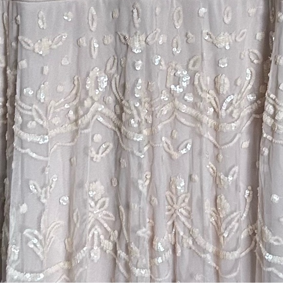 Mac Duggal Sequined Illusion High Neck Long Sleeve Midi Dress Cream 20 - Picture 9 of 9